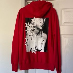 RARE SUPREME SWEATSHIRT